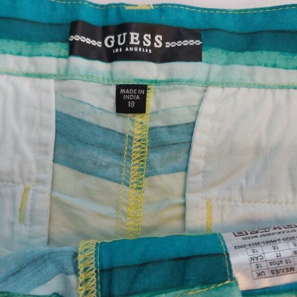 GUESS Boy Bermuda Short Youth‎ Size 18 Green & yellow Striped - Picture 3 of 4